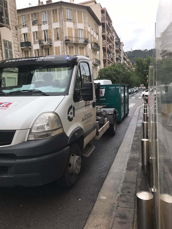 livraison benne 9m3 à Nice rue scaliero